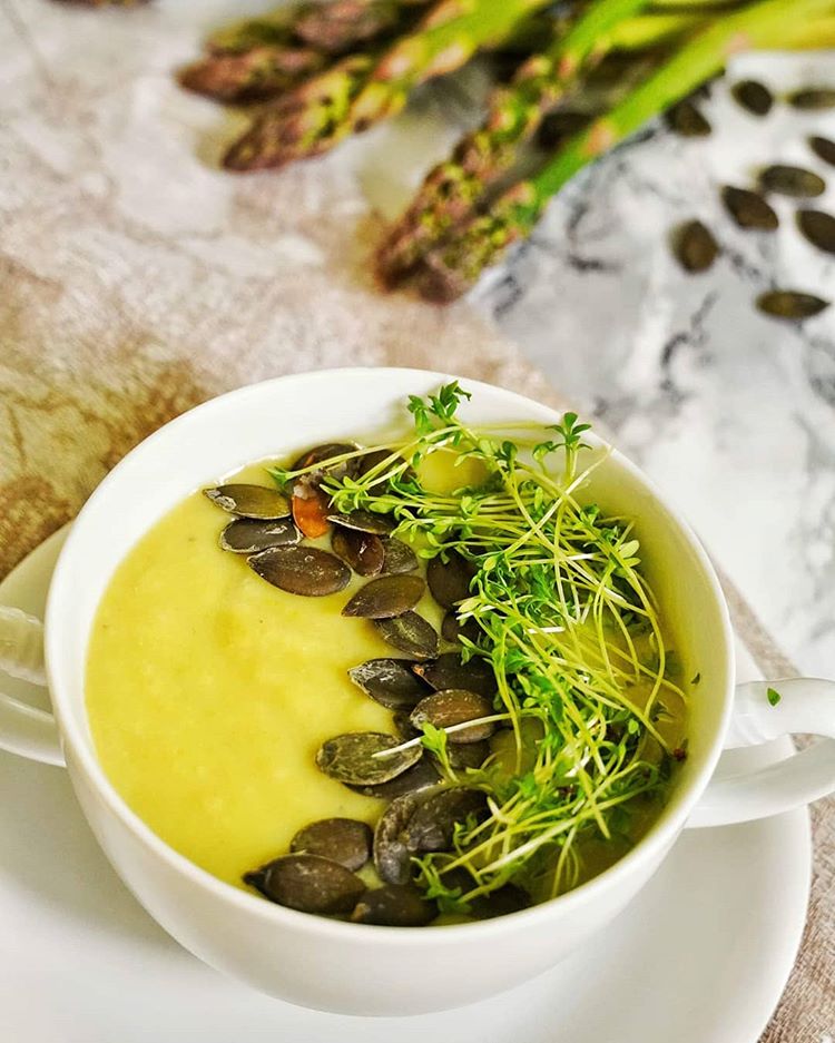 Zupa krem z zielonych szparagów